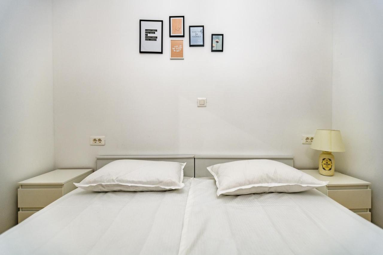 Holiday Apartment Zadar - With Summer Balcony And Parking Exterior photo